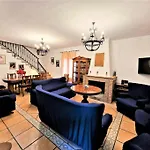 Casa Rosas De Trassierra *