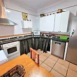 Casa Rosas De Trassierra * قرطبة